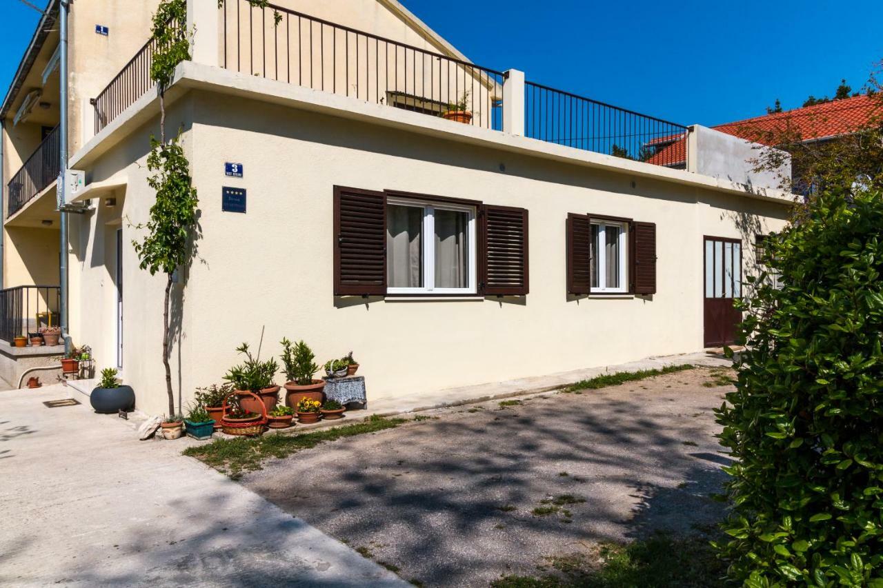 Kaštela Apartment Jurasin מראה חיצוני תמונה