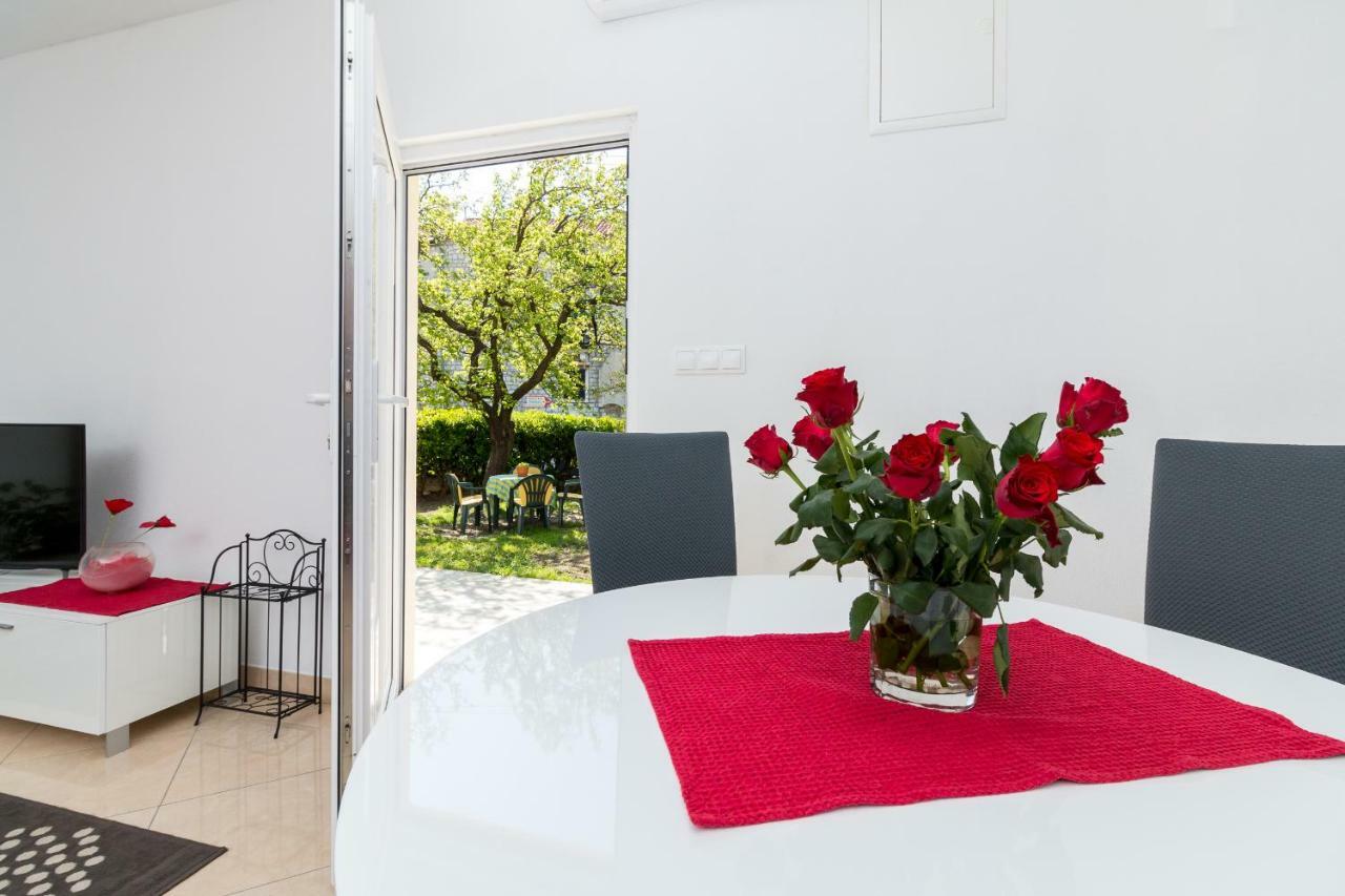 Kaštela Apartment Jurasin מראה חיצוני תמונה