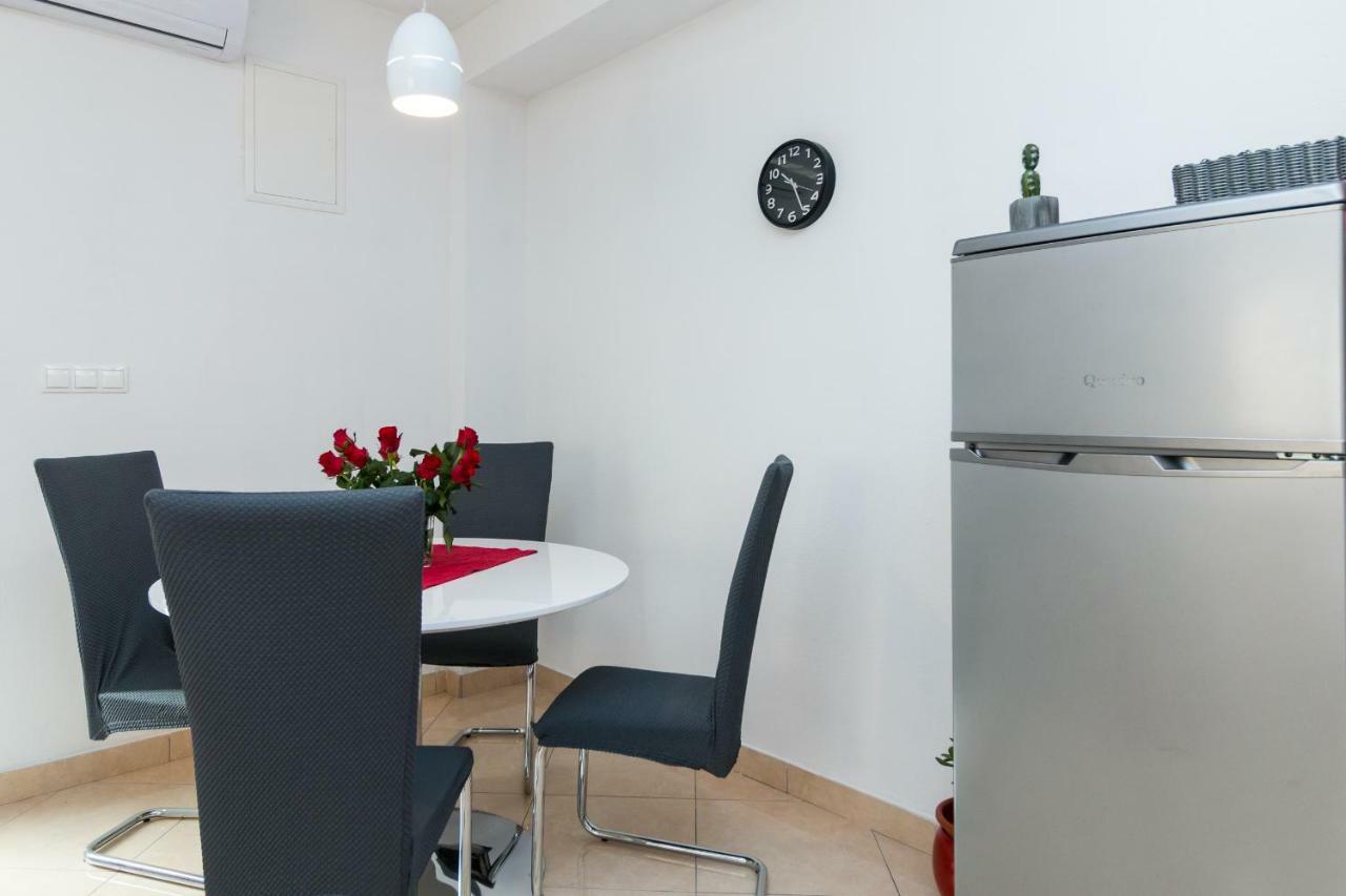 Kaštela Apartment Jurasin מראה חיצוני תמונה